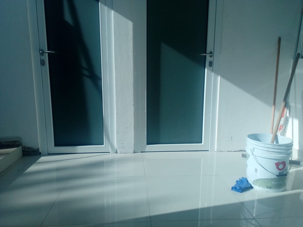 Puertas Dobles de Aluminio Blanco con Vidrio Satinado - Uldalum León Gto