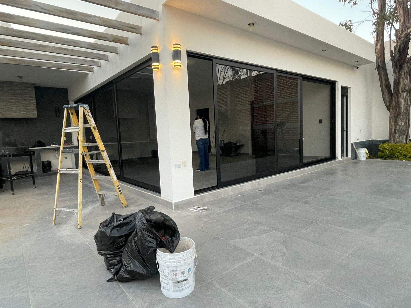 Ventanas y Ventanales Corredizos - Vidrio y Aluminio Uldalum León